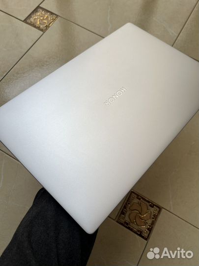 Honor magicbook 16 16/512 144hz