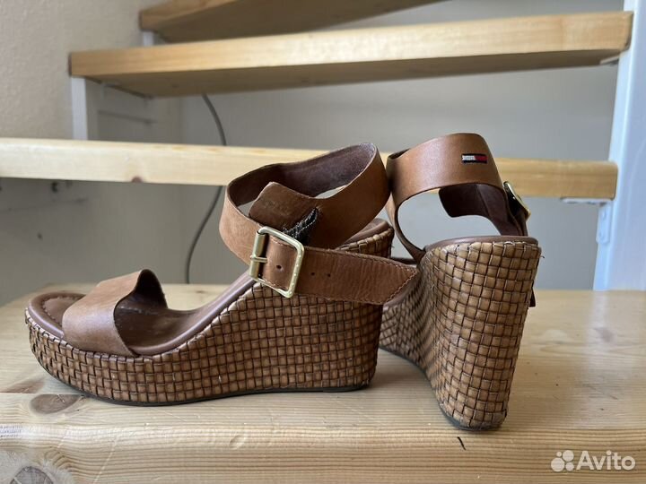 Босоножки женские Tommy hilfiger 37