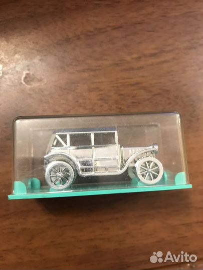 Модель автомобиля,сувенирный СССР