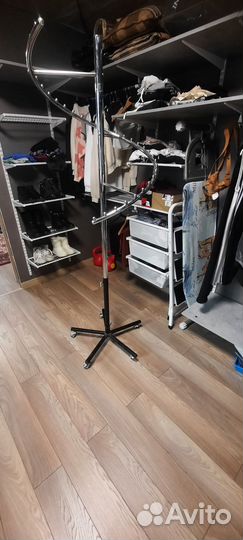 Вешалка для одежды