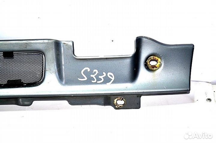 Решетка радиатора, средняя scania P-series (01.04)