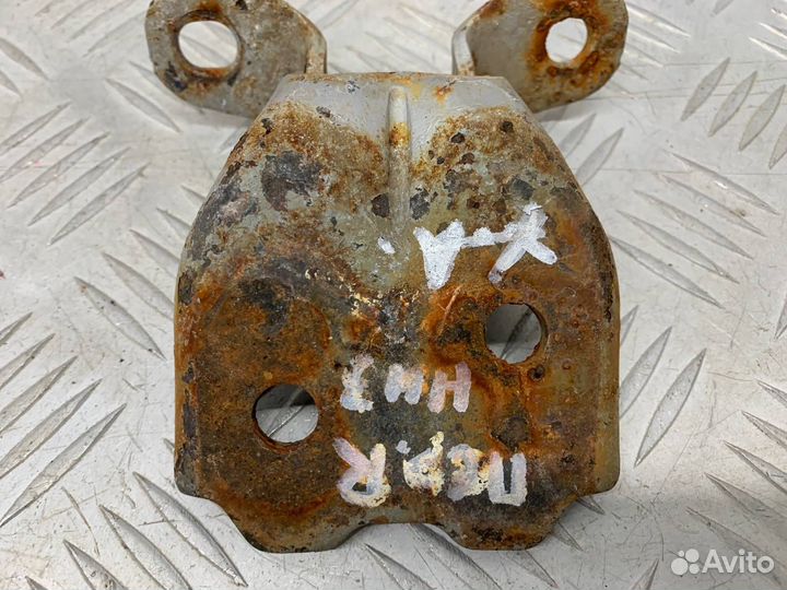 Б/У петля двери передний правый Hyundai Accent LC