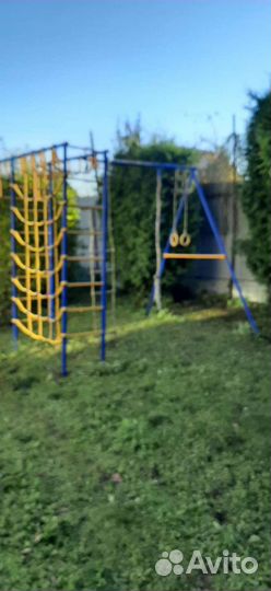 Спортивный уличный тренажер