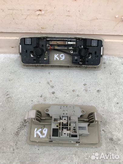 Плафон салонный Mazda 3 (BK)