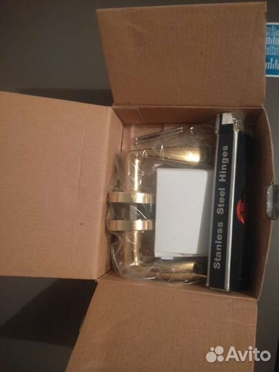 Дверь входная металлическая правая б.у