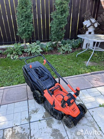 Газонокосилка электрическая black decker