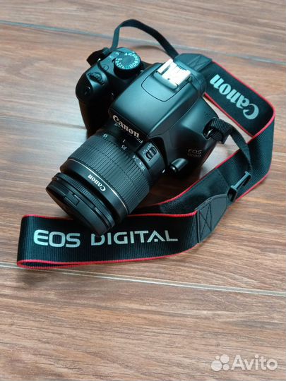 Зеркальный фотоаппарат canon EOS 1100D