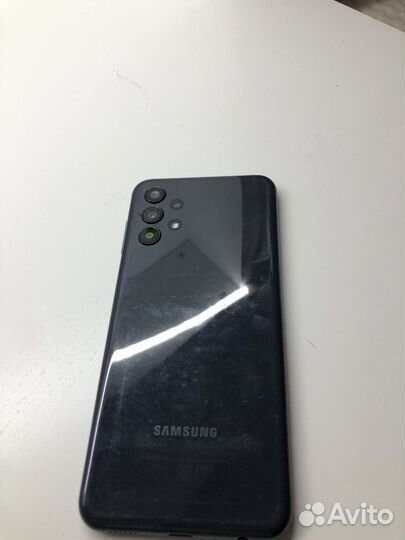 Samsung Galaxy A13, 4/64 ГБ