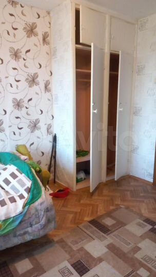 Комната 13,7 м² в 4-к., 5/5 эт.