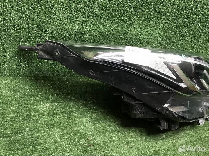 Б/У Б/У Фара правая Kia K3 2 (2019-2022) LED