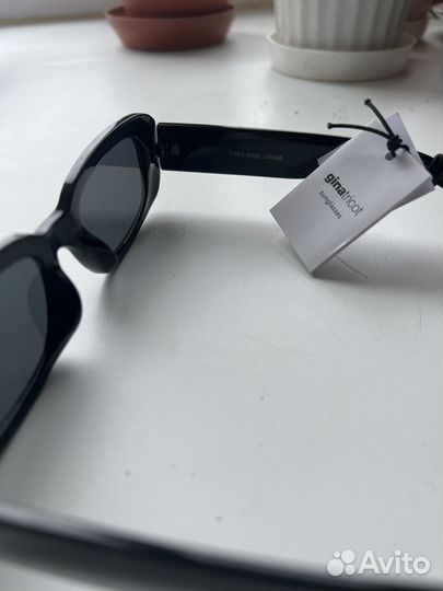 Очки слнцезащитные