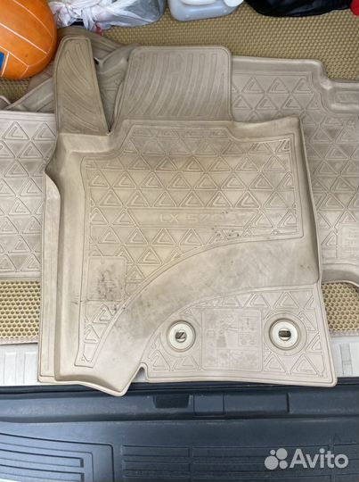 Комплект оригинальных ковриков Lexus LX570