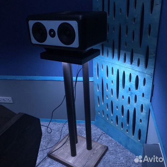 Стойки для мониторов