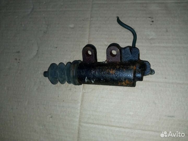 Toyota Avensis рабочий цилиндр сцепления