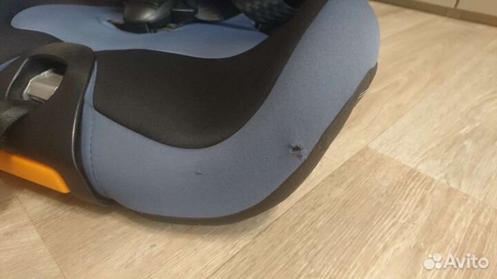 Автокресло детское Chicco Gro-Up Италия