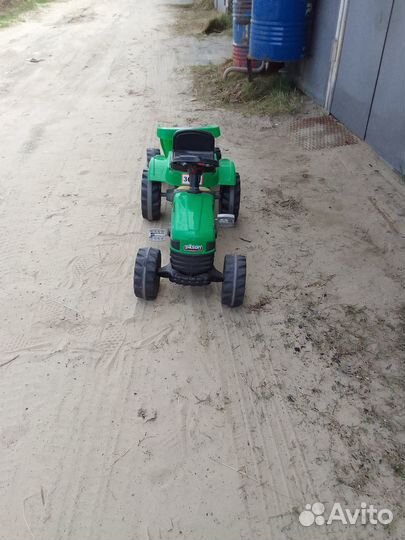 Детский трактор