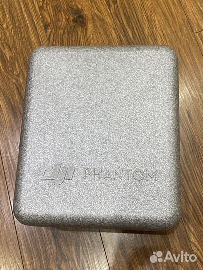 Квадрокоптер dji phantom 4