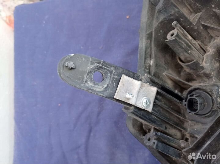 Фара правая Nissan tiida