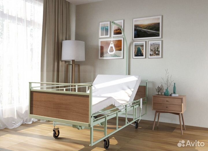 Медицинская кровать для лежачих больных