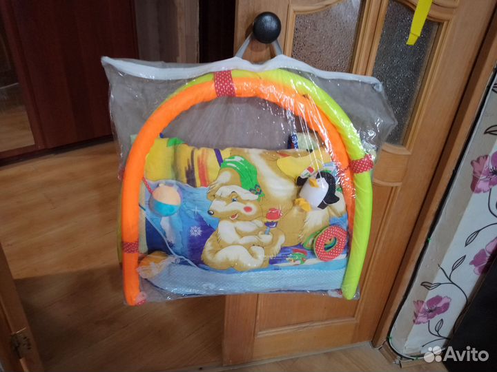 Развивающий коврик