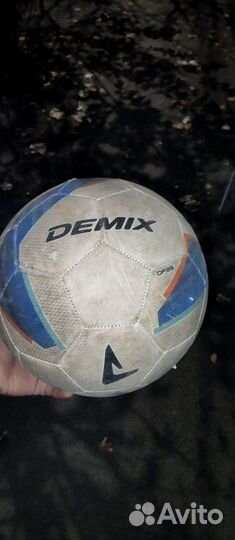 Футбольный мяч demix