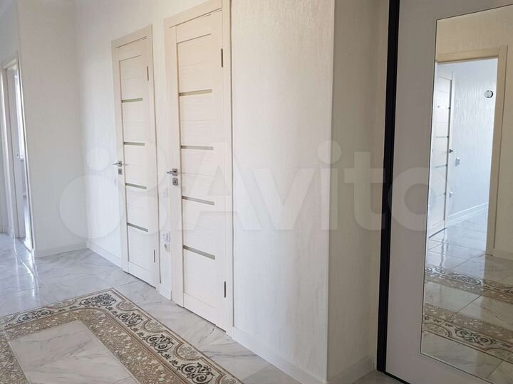 3-к. квартира, 70 м², 2/25 эт.