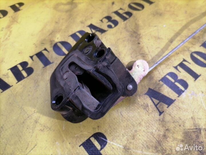 Замок двери задней правой Kia Carnival 1 1998-2006