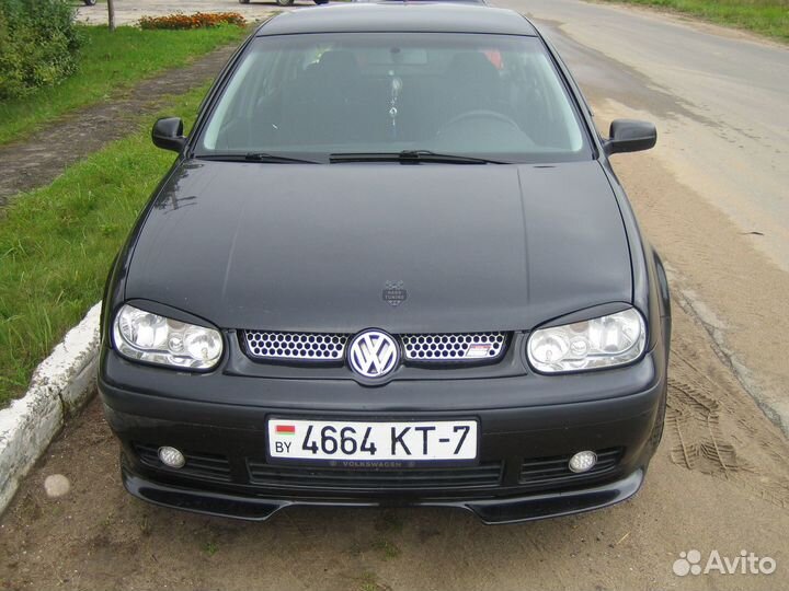 Накладка на пер. бампер Rieger Volkswagen Golf 4