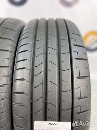 Pirelli P Zero PZ4 225/40 R19 93Y