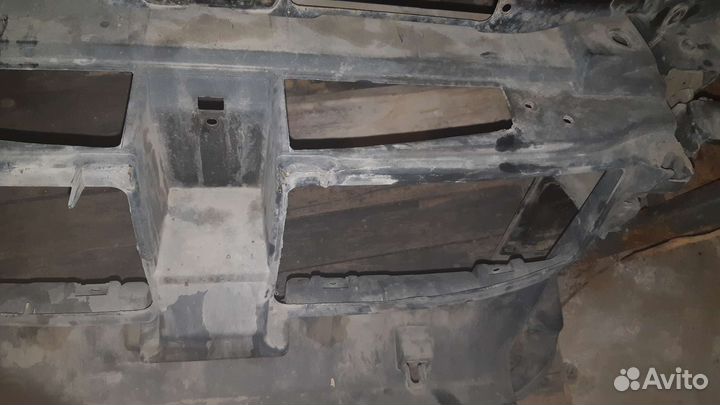 Передняя панель (телевизор) бмв Е90