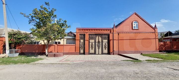 Дом 300 м² на участке 19 сот.