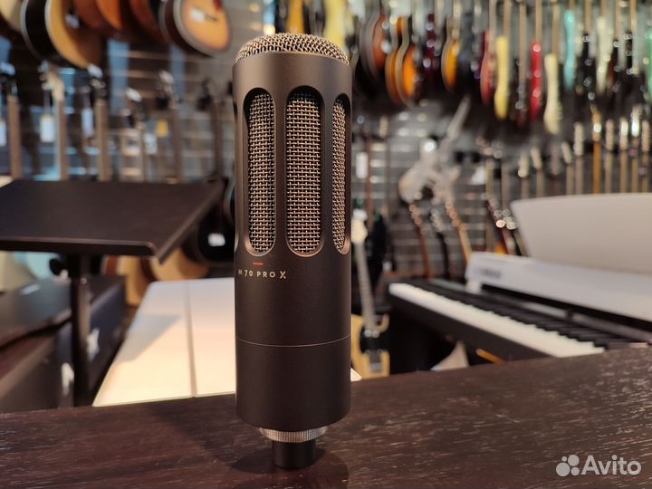Студийный конденсаторный микрофон Beyerdynamic M70