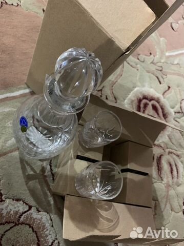 Графин и стаканчики