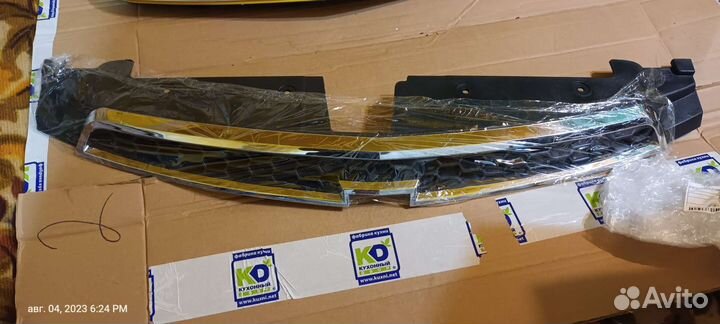 Решетка радиатора Шевроле Круз