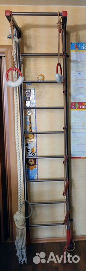 Шведская стенка с турником, канатом и кольцами