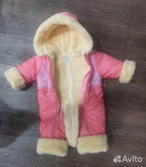 Зимний комбинезон для девочки