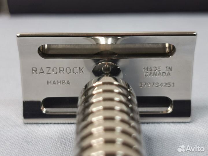 Т-образная бритва RazoRock Mamba 53