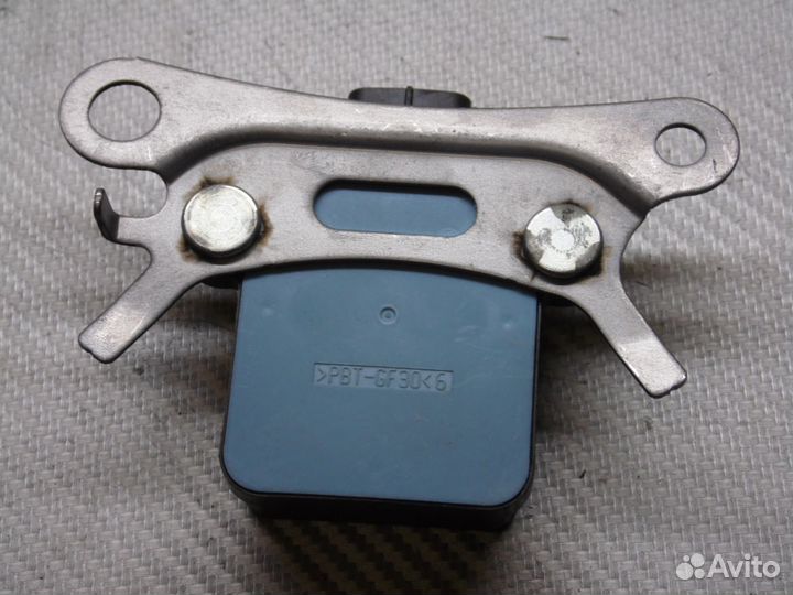 Датчик ускорения lexus RX 200