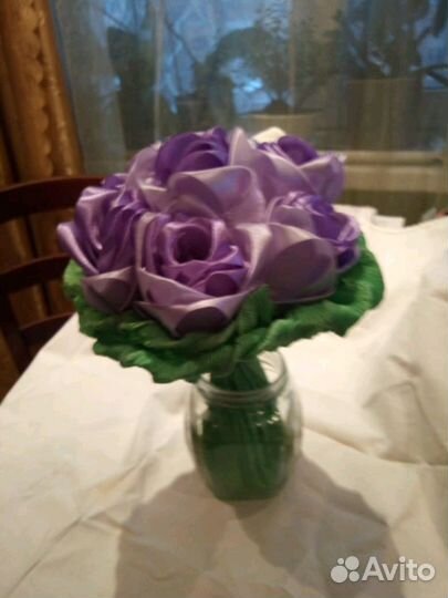 Милый букет атласных роз на подарок