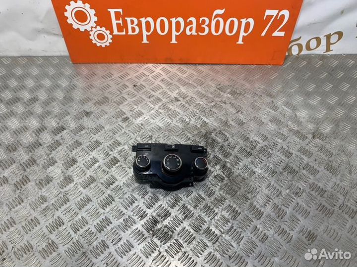 Блок управления климат-контролем Kia Cerato TD