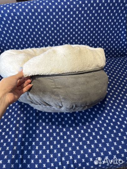 Лежанка для собак и кошек