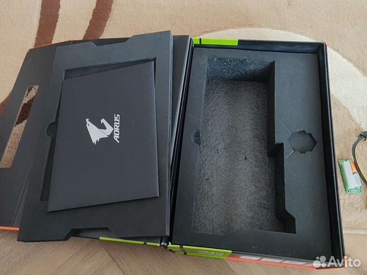 Коробка и документы от Aorus rtx 3080 master 10g