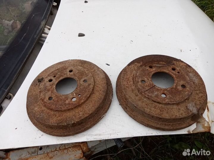 Задний тормозной барабан Honda CR-V 1