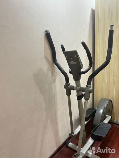 Эллиптический тренажер tourneo