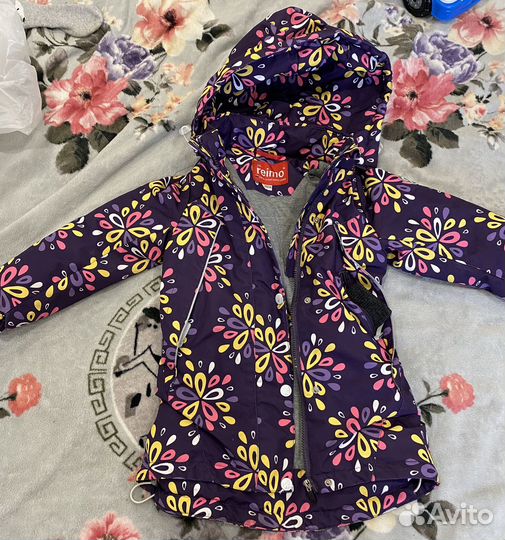 Куртка демисизоная на девочку 110