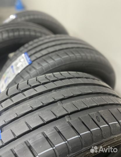 Triangle EffeXSport TH202 225/40 R19 93Y