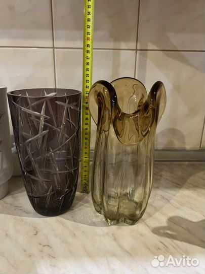 Вазочка молочное гутное стекло