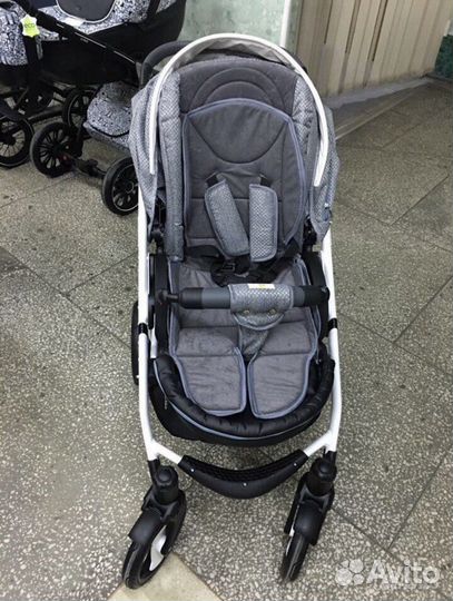 Детская коляска 3 в 1