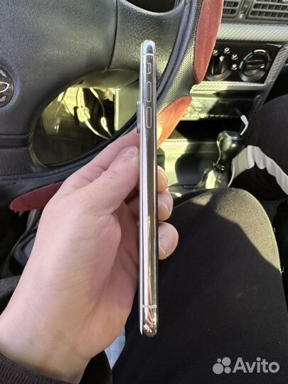iPhone X, 256 ГБ