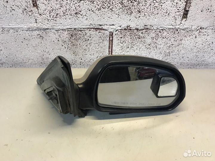 Зеркало боковое правое Kia Spectra седан 1.6 2006